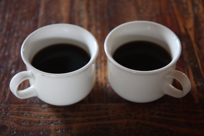 2 чашки кофе