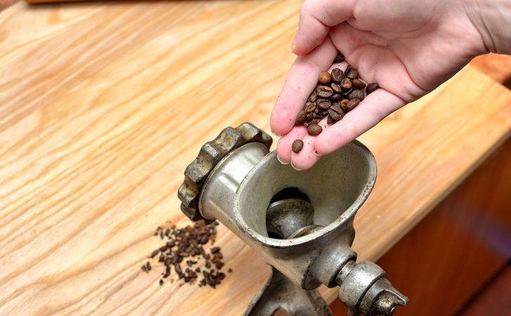 фото как смолоть кофе в мясорубке