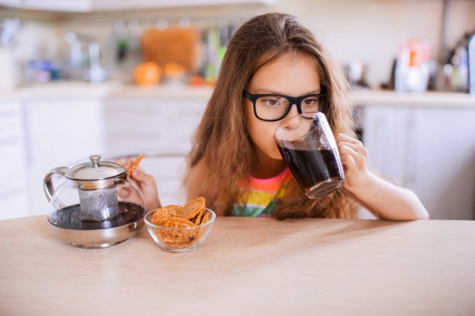 От кофейного напитка может повыситься давление, что нерекомендовано детям