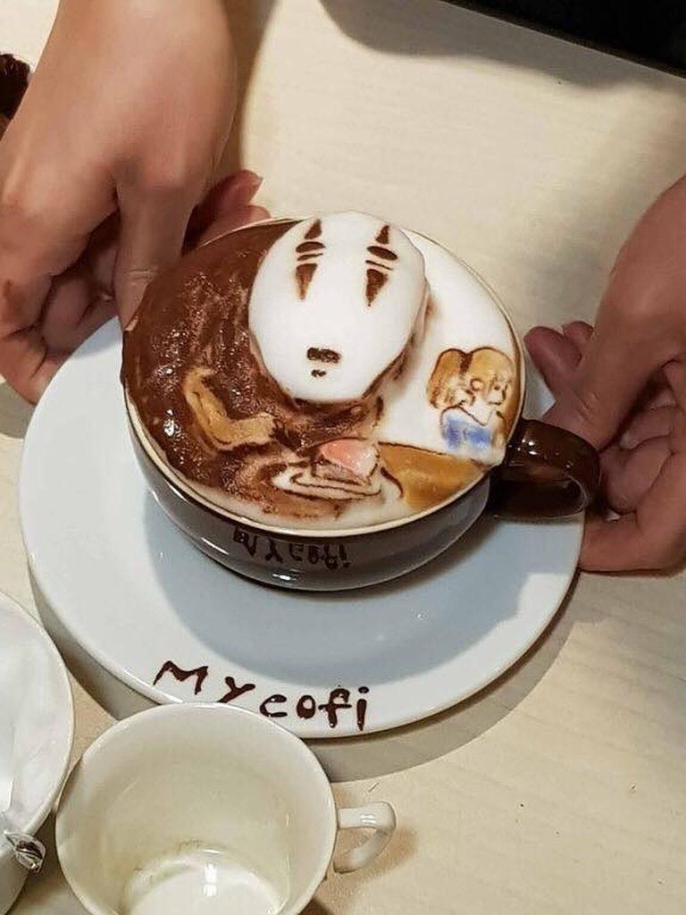рисунок на кофе 3D